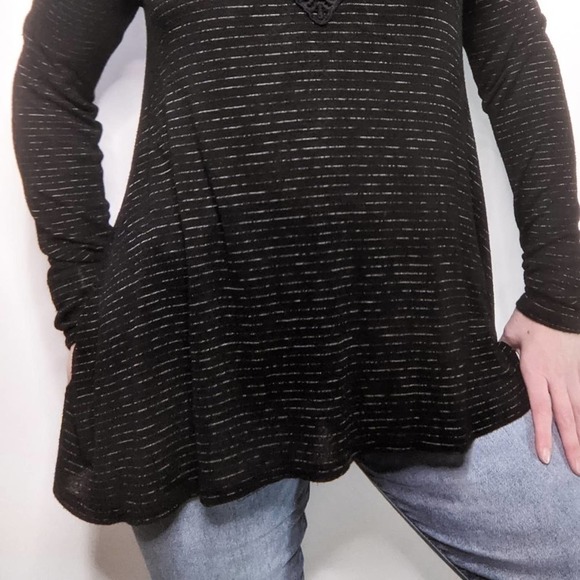 Knox Rose Flowy Lace Long Sleeve Boho Blouse Black - Picture 3 of 7